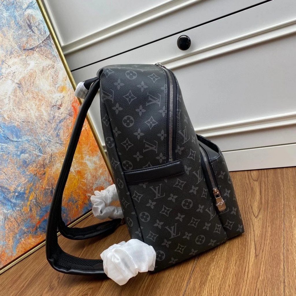 lv discovery backpack price