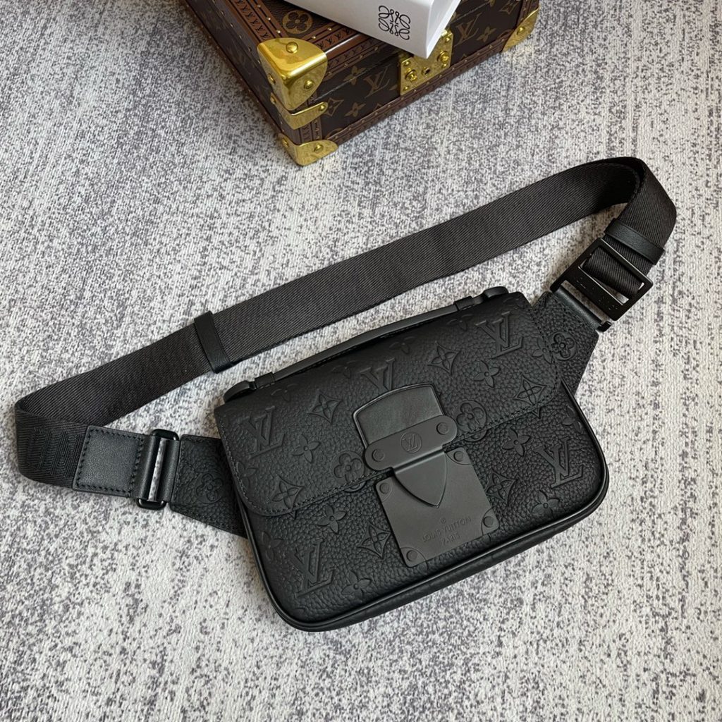 louis vuitton s lock sling